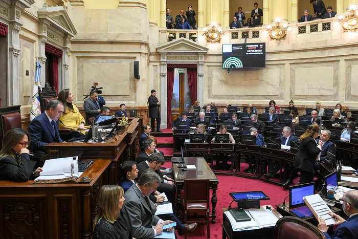 967454-8-a-prensasenado