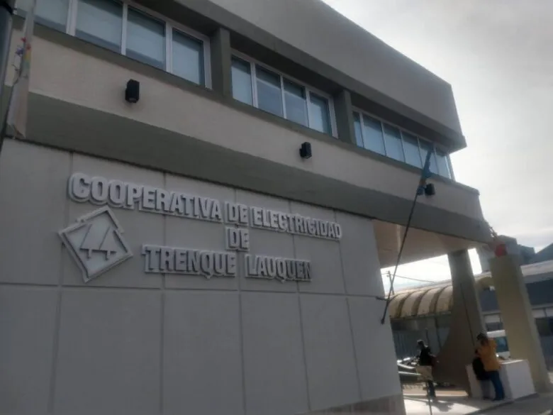 cooperativa-electricidad-frente-coop-980x735-1-e1753226217410