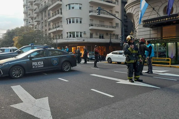 941258-hotel-20alvear-jpg