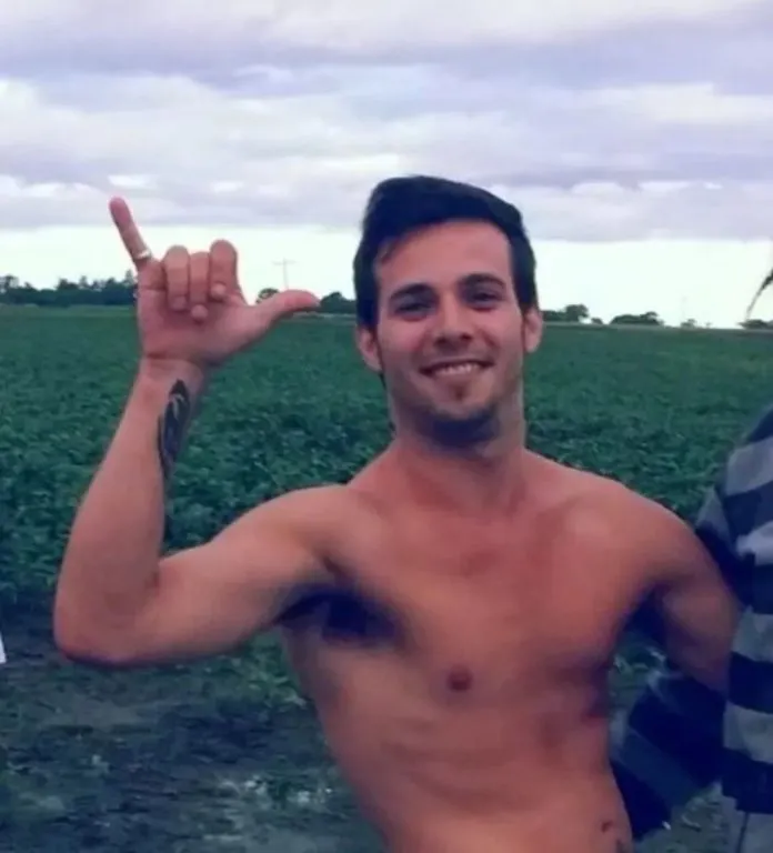 FB_IMG_1763492090361-696x768