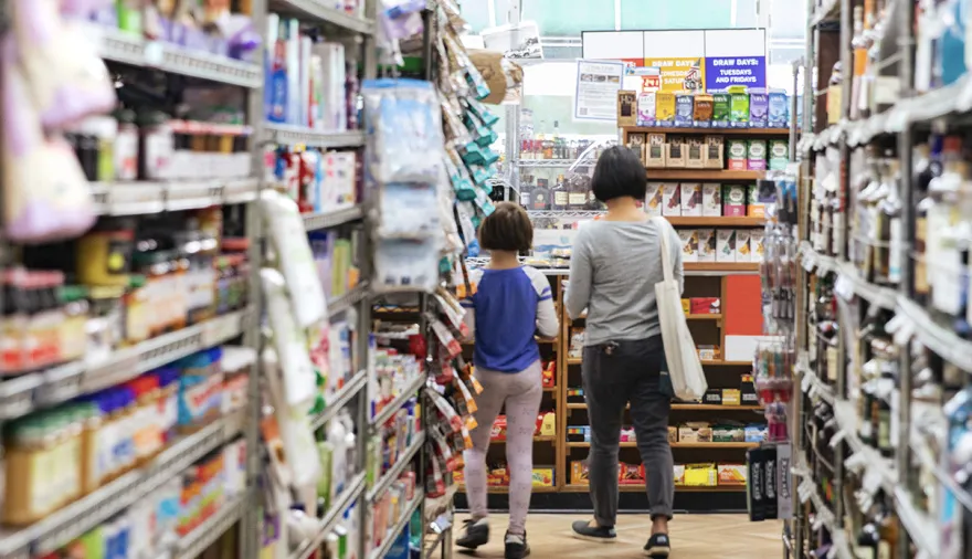 20251023071735_header-image-creative-ways-to-increase-grocery-sales