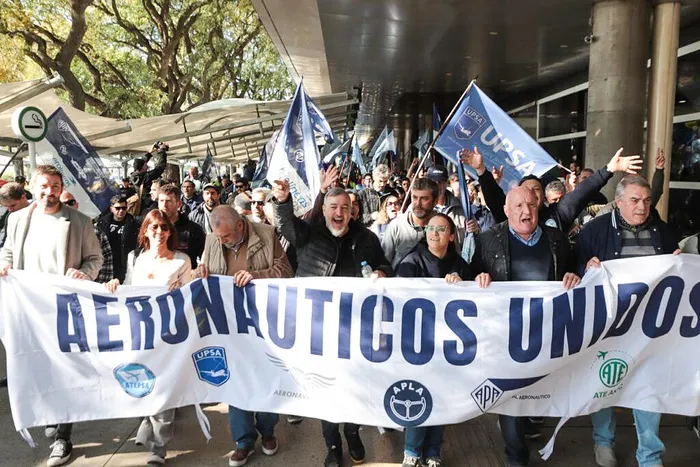 956661-10b-prensa-20ate