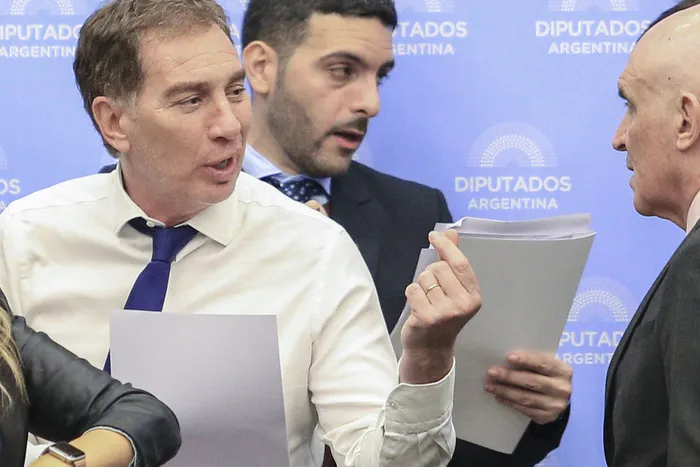 979796-978205-3-a-na_0