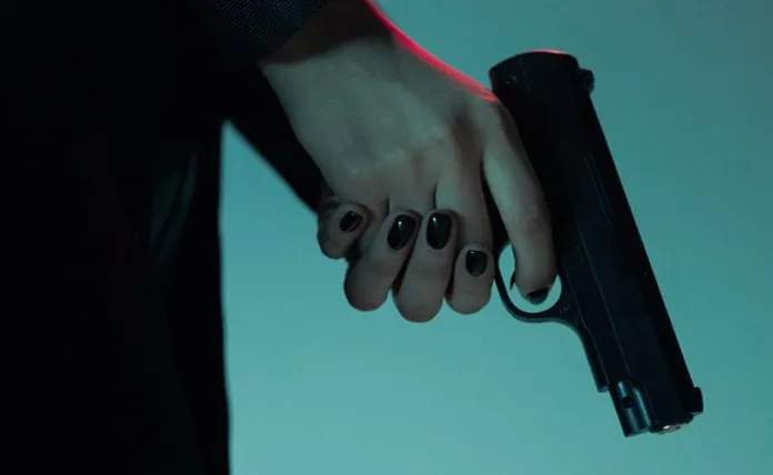 big-armas-mujer.jpg-696x428