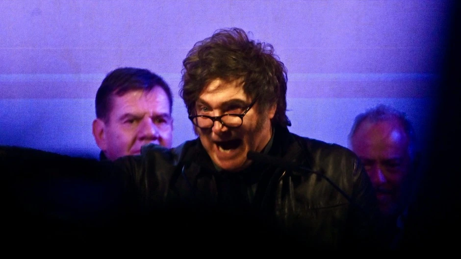 689f29cc237b7_940_529!